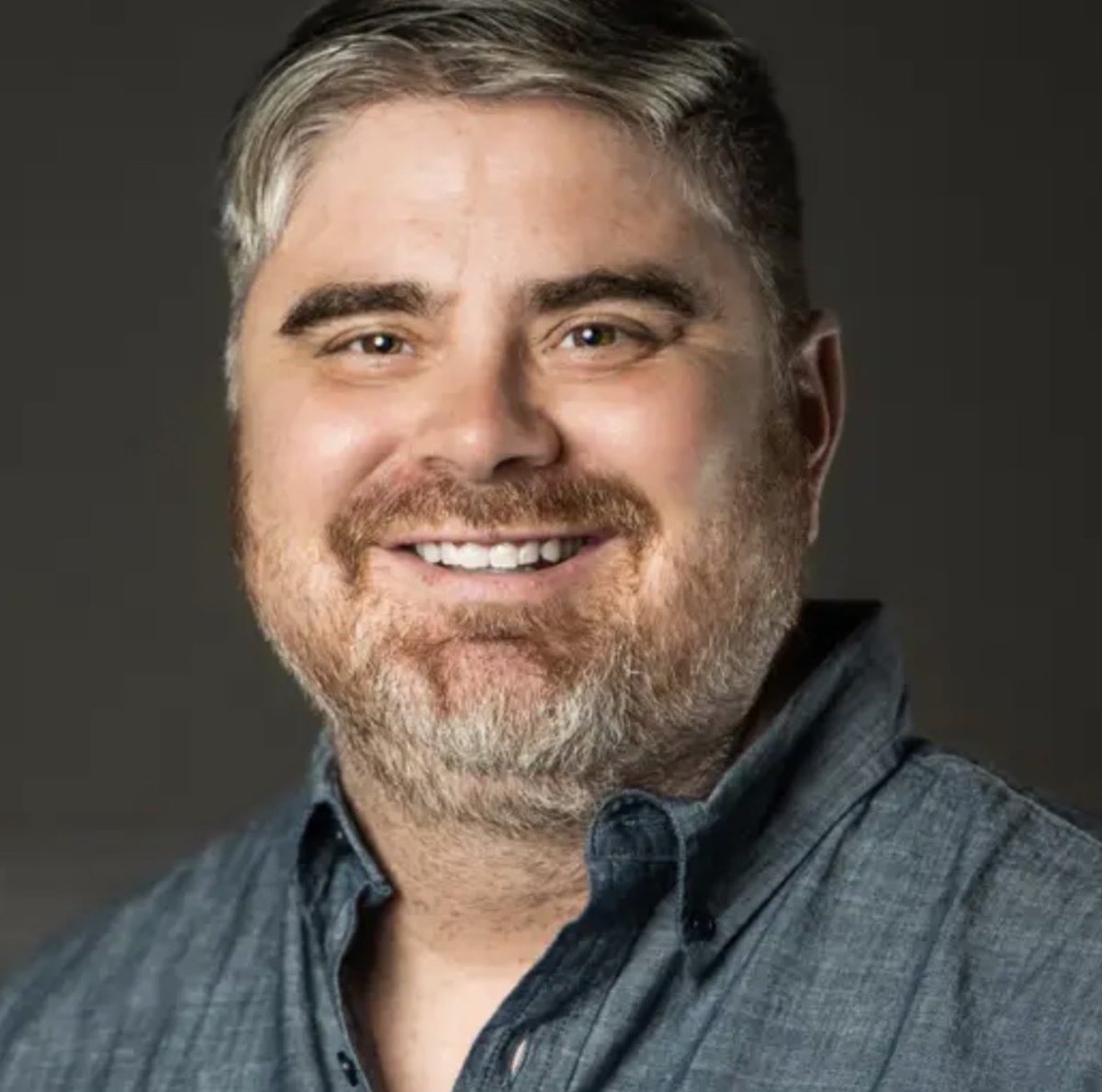 mirceabrs's tweet image. - Ben Armstrong
- aka “BitBoy Crypto”
- one of the biggest crypto Youtubers (yeah I remember his videos 😭) 

- buys his first Bitcoin in 2012
- says God spoke to him in a dream
- thinks he’ll be a millionaire by the end of the year

- 2018: launches the BitBoy Crypto channel
-…