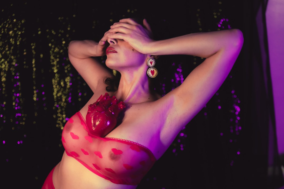 Kaptured_by_Arty tweet media