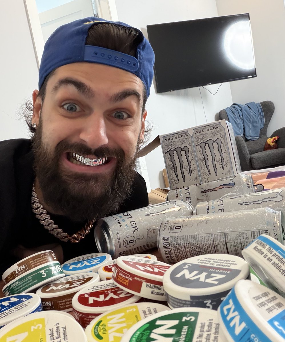 I know alot of you are lonely retards on Valentines day

SO IM GOING TO BUY SOME OF YOU DINNER TONIGHT

Giving away $50 to 3 people

RT/LIKE/REPLY