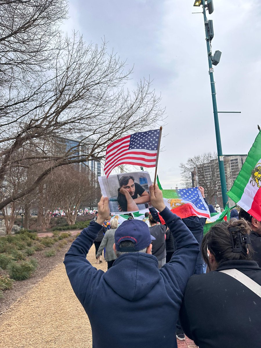 Blue Sky tweet media