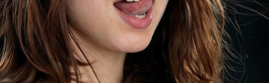 TTi1_12's tweet image. Give a like to Ana de armas or have a terrible Valentine