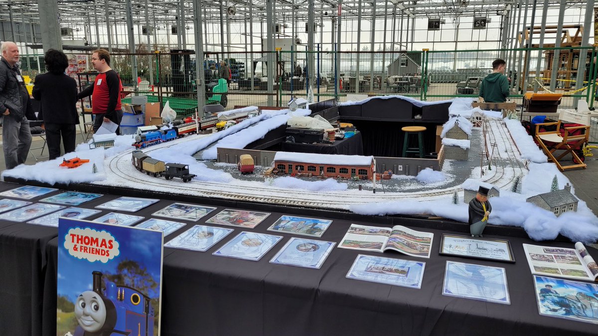 Pleased to reveal we're doing a winter themed Gauge 1 Elsbridge Station display this weekend with <a href="/10mmThomas/">Parker's Thomas Replicas</a>, <a href="/ChurchillModels/">Churchill Modelworks</a>, <a href="/Andy_Sandy3/">αndySαndy</a> and <a href="/wilburpyt/">WilburPYouTube</a>!