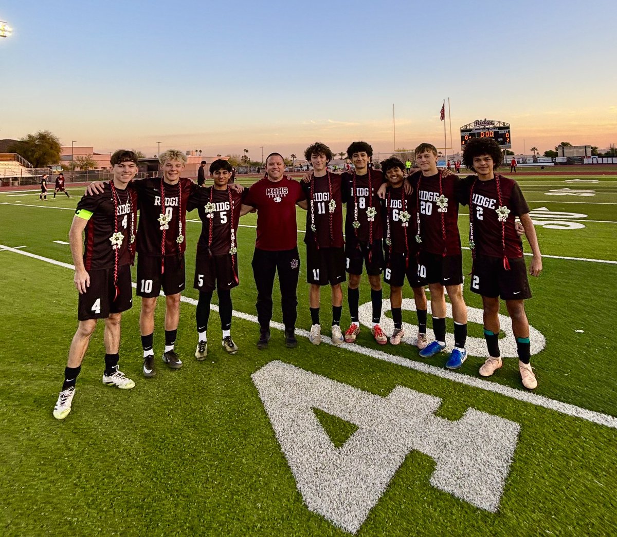 Mountain Ridge tweet media