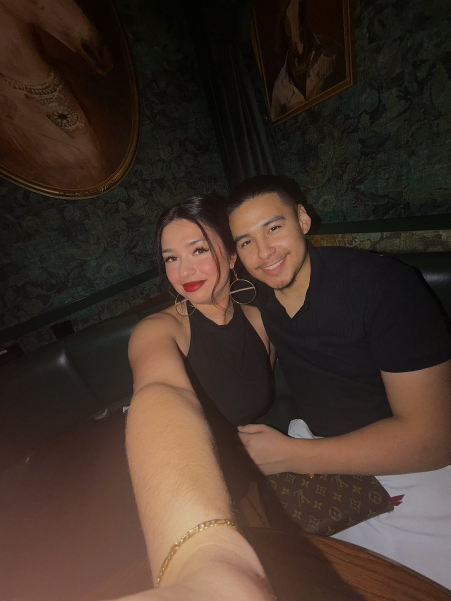 beautybyaubri_'s tweet image. Happy valentines @ catch Dallas 🍸✨