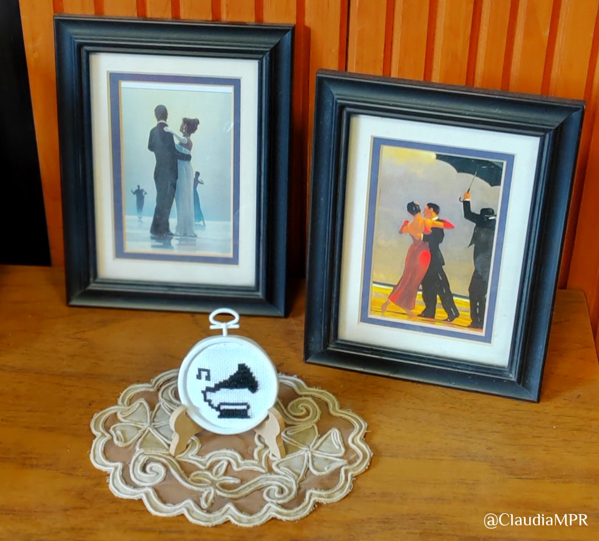 ¿Cómo es el amor💗que permite el verdadero self?
Da💞un espacio para la sensorialidad, para cualquier emoción, motiva, sostiene la espontaneidad, da seguridad relacional y de pilón deja el alma agradecida💖
🌿🕊️💚
#AmorQueInspira
#BuenosRecuerdos
#LatidosQueSeEncuentran