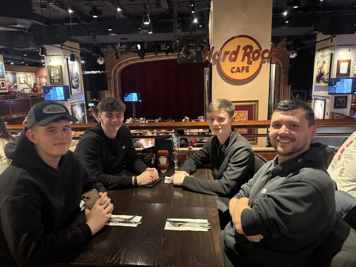 Epping St John’s Sixth Form tweet media