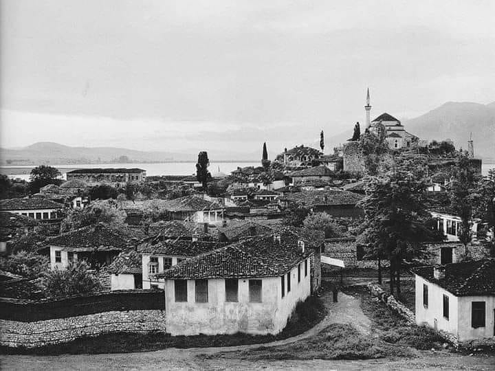 FatonLatifi3's tweet image. #Janina, viti 1940, #Çamëri.