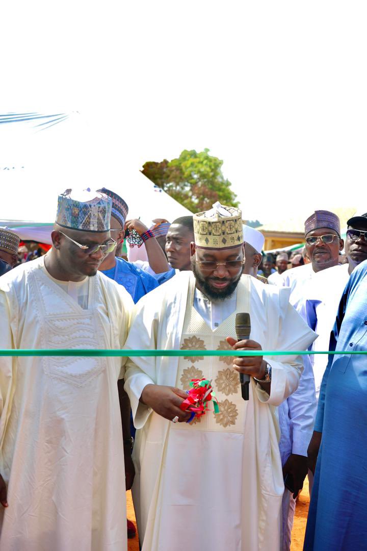 aminu_jaji's tweet photo. I was privileged to serve as the Special Guest of Honour at the empowerment programme organised by my esteemed friend and colleague Hon. Tijjani Muhammad Ozigi, representing the good people of Okene/Ogori-Magongo Federal Constituency. It was a moment of great pride to commission this impactful initiative, which underscores Hon. Ozigi's unwavering commitment to the development and well-being of his constituents.

The programme was a testament to the power of community-driven initiatives, and I'm honoured to have been a part of it. Kudos to Hon. Ozigi and his team for their tireless efforts in empowering the people of Okene/Ogori-Magongo.