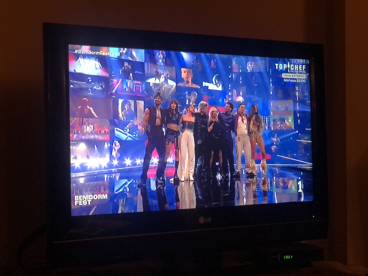 pablxpi's tweet photo. Nebulossa, Agoney, Blanca Paloma, Jorge González, Almacor, Daniela Blasco, Vicco. Lo que nos ahorramos este año del Big Five, en lugar de utilizarlo en sanidad, educación y carreteras, lo gastamos en 1 minuto por cantante en un medley. #BenidormFest2026 https://t.co/FwNDRnby8b
