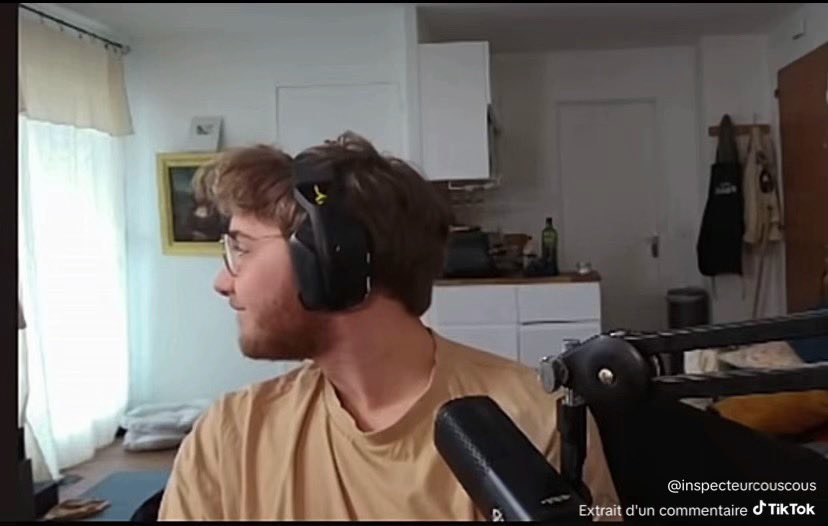 botkzz's tweet image. Vous allez pas baiser ma soirée j’ai rien vu