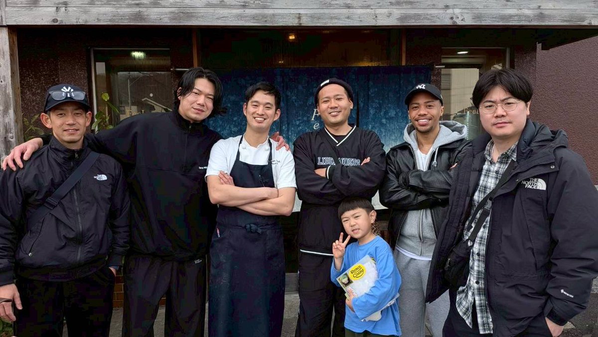 小4の頃、 大介が作ったラーメンを 一番最初に食べたのが俺。 お泊まり