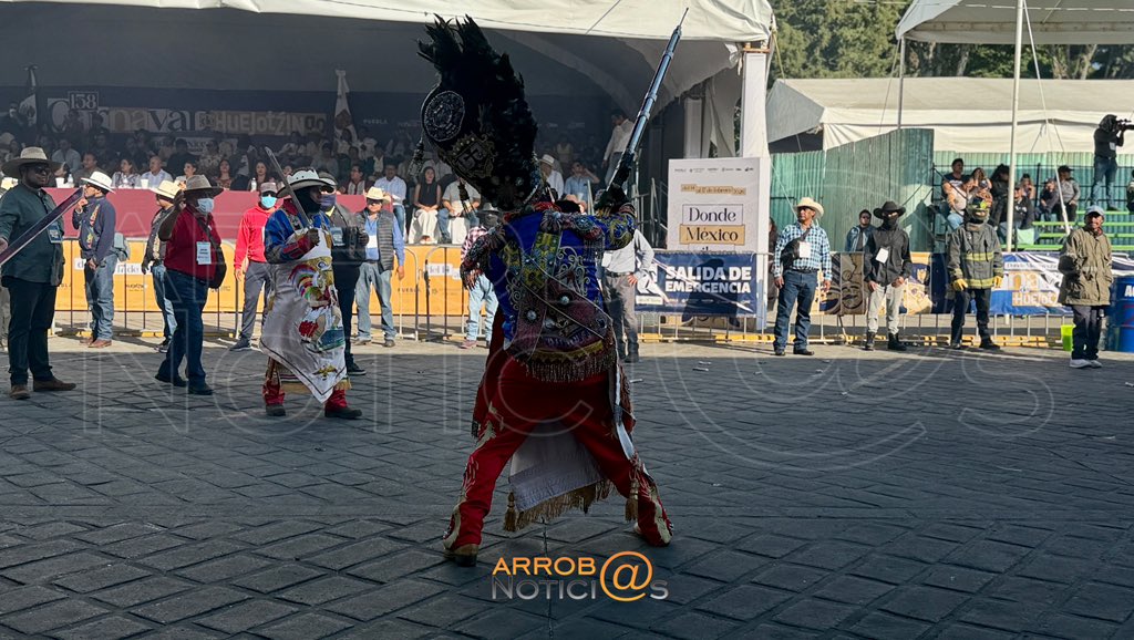#AHORA Comienza el desfile del Carnaval de Huejotzingo en su edición número 158

Batallones de Zuavos, Indios Serranos, Zacapoaxtlas y Zapadores  avanzan por las calles del pueblo mágico 

<a href="/robertsolisvall/">Roberto Solís</a> <a href="/GobHuejotzingo/">Gobierno Municipal de Huejotzingo</a>