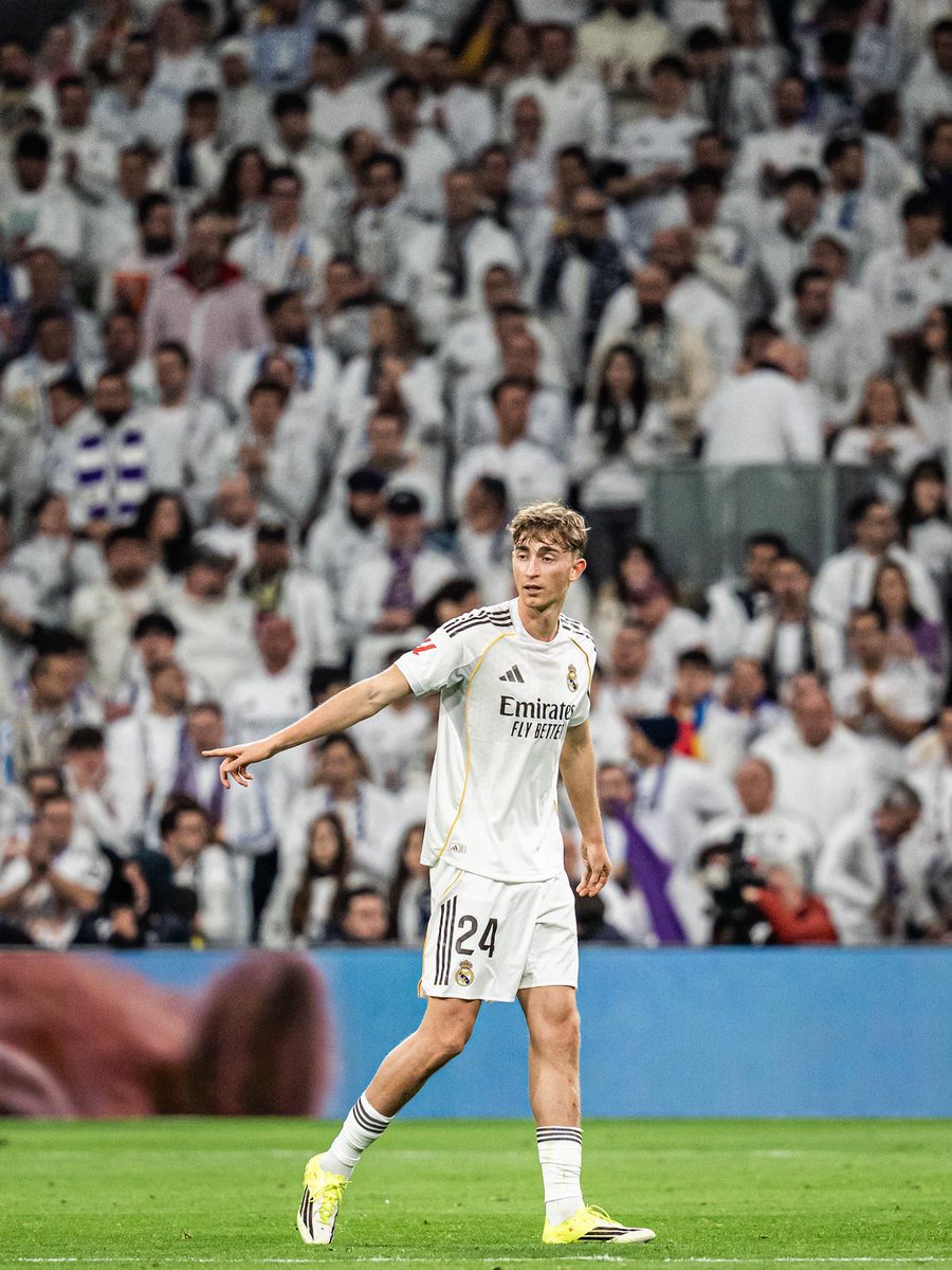 Dean Huijsen tweet media