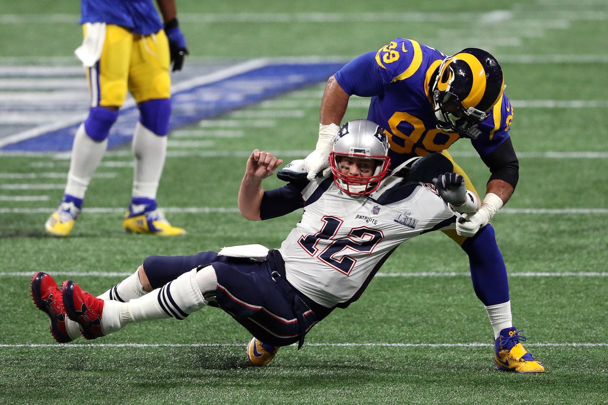 LAFBNetwork's tweet photo. Aaron Donald was the highest-graded defensive lineman in football for six STRAIGHT years per PFF

We really watched AD dominate the league for a decade. https://t.co/ublrzrFdeD