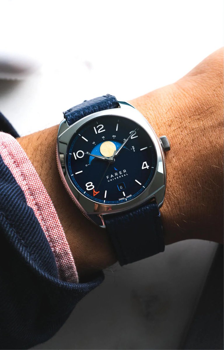 Hikayesi Nedir?
Halley, adını ünlü gökbilimci Edmond Halley’den ve onun keşfettiği Halley's Comet’ten alıyor.
Farer markası zaten İngiliz denizcilik ve keşif temalarından gelir,
Astronomi temalı
Moonphase komplikasyonlu
bir saat olarak tasarlanmış. #BilalErdoğan  ne kadar manidar