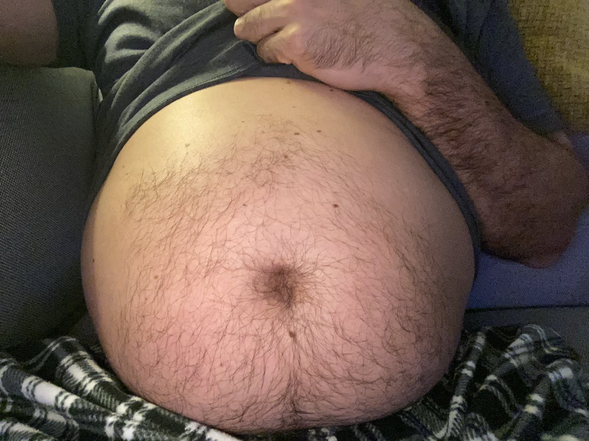 Damn I’m getting fat O🪭#gainer #belly
