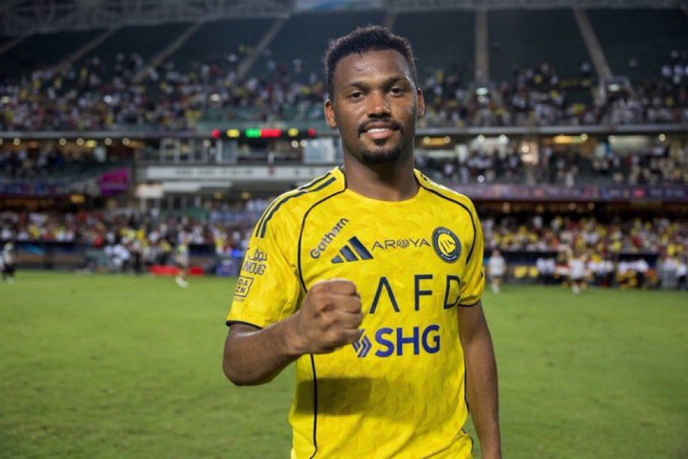 ياخي قسم بالله احبك
ابن النادي وكفى💛💛💛💛💛💛💛💛