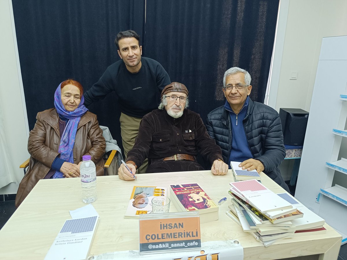 brahimGm14's tweet photo. Nivîskar û Dîroknasê kurd @ihsancolemergi û hevjîna xwe îro li Îzmîrê  pirtûkê xwe îmze kir û gotûbêjek lidarxist me gelek sûd jê stand. Kedkarê zimanê kurdî û dîroka kurda em bi we serbilind in. Ji bo vê ked û xizmeta we em spasdarê wene, Dest û dilê we sax be... https://t.co/USoQjCnsck