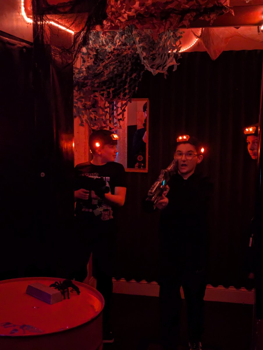 F_S_Events's tweet photo. That was valentastic day! We hope you all enjoyed the day as much as we did. Happy Valentine's from Future survival 💘🎉👾

#ValentinesDay #FutureSurvival #Parties #Gaming #Entertainment https://t.co/c0ZPvjJHD3