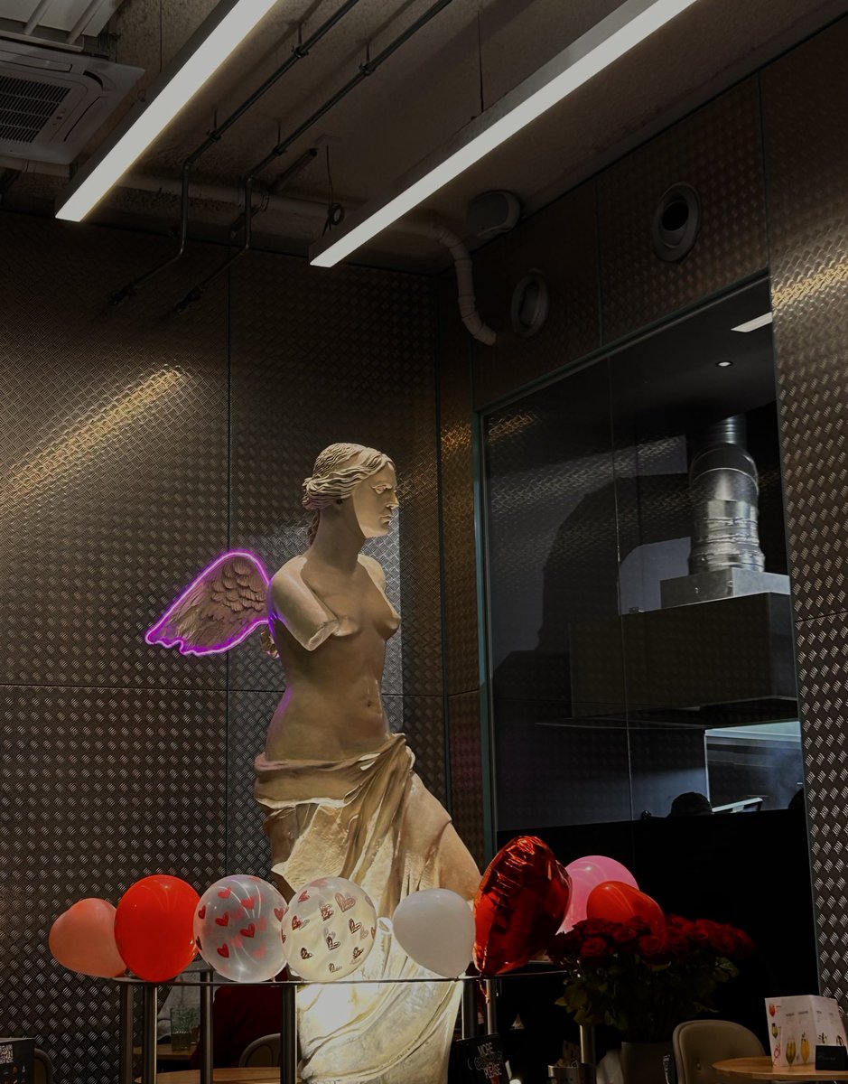 Amanda-Michelle ‎ 🇨🇺 tweet media