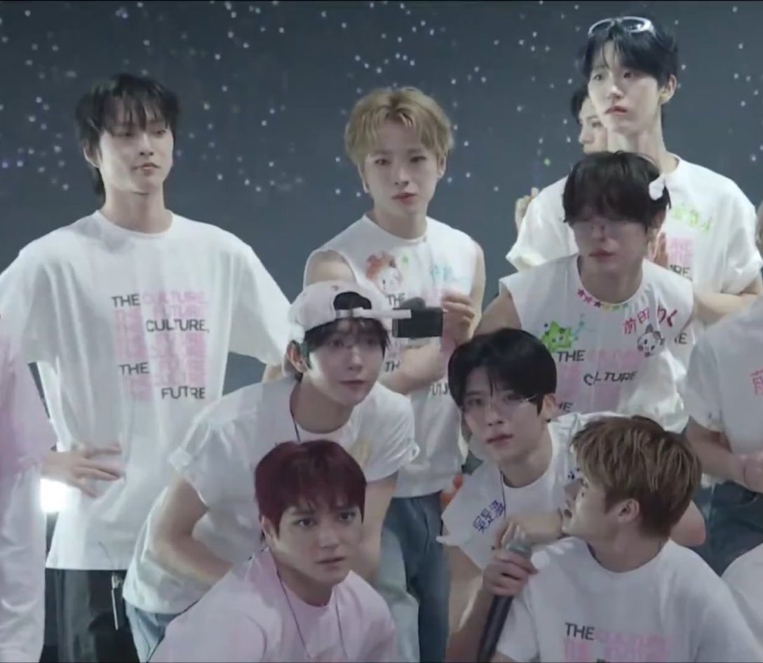 eyes never lie…he is so loved by riize 😭