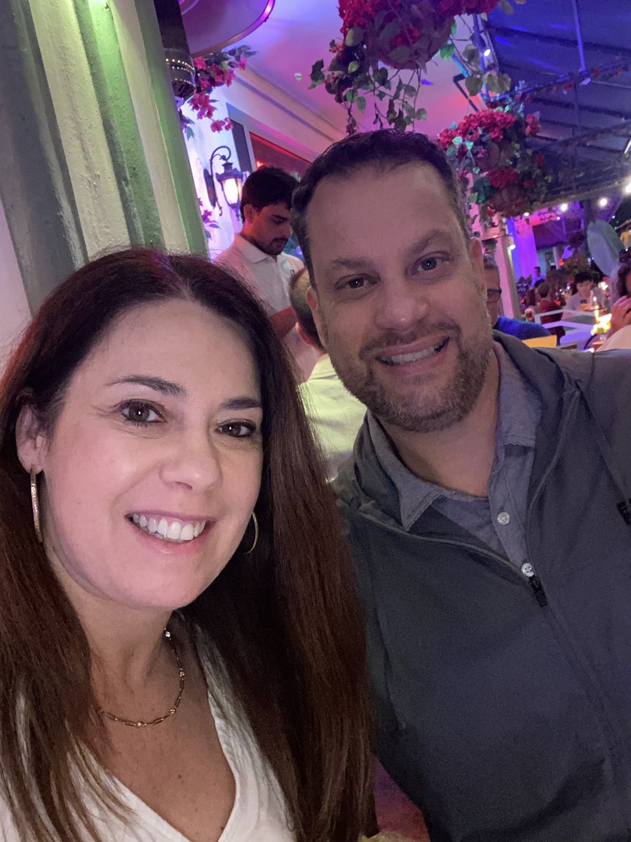 #HappyValentinesDay everyone!! 

Enjoying Valentines Weekend in Miami with my forever Valentine 💞

#Love #southbeach