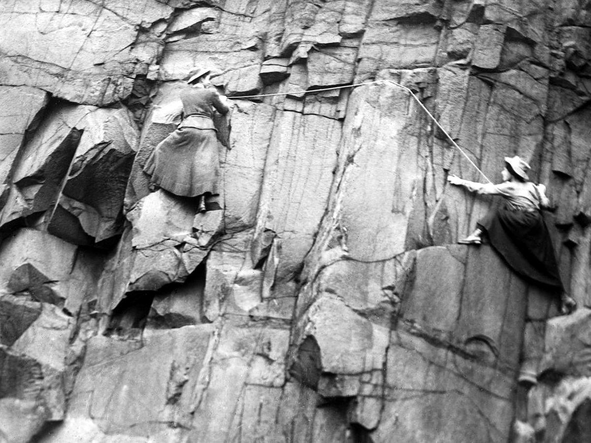 1900s rock climbing.