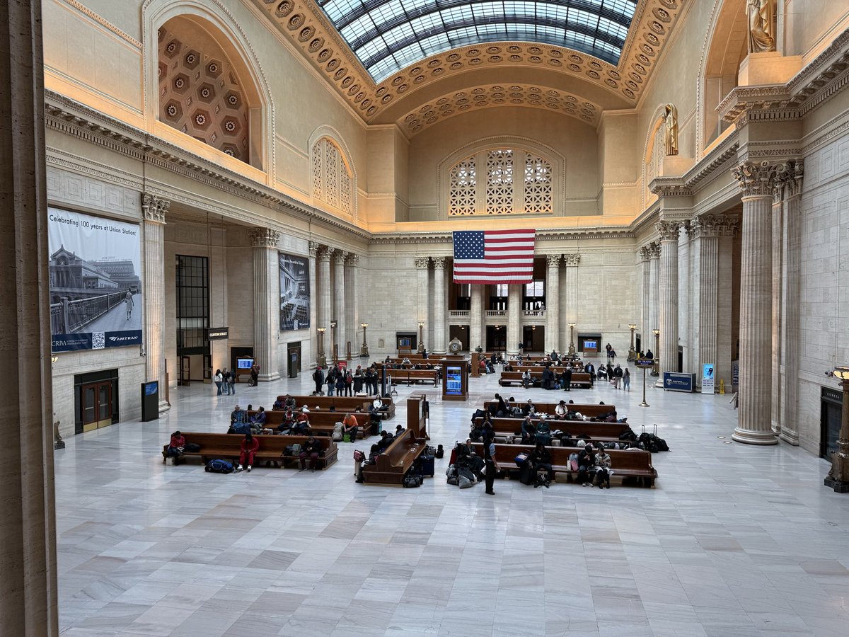 Instead of spending Valentine’s at home this year I’m taking a fun train trip! Going all the way to California by train (thank god for a three day break I did not want to spend this weekend home alone)