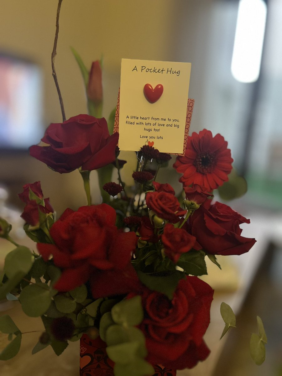 No0ri_2's tweet photo. ❤️14-2-2026❤️🥹🌹 https://t.co/EY3e2r4UGw
