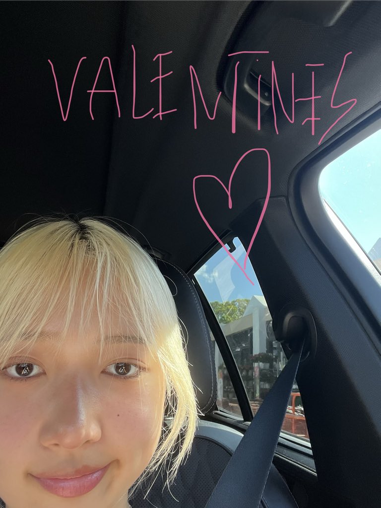 hannah bahng tweet media