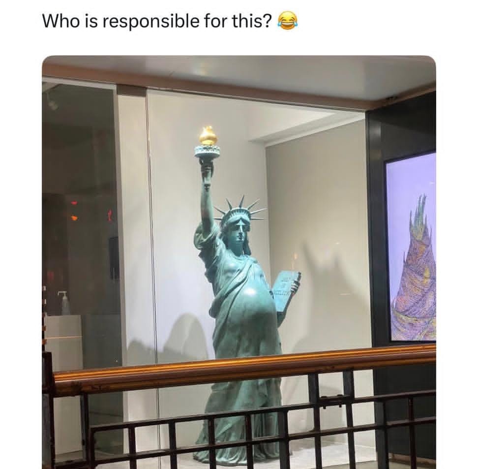 M-Russia amepatia Statue of Liberty ball....Ni mbayaa