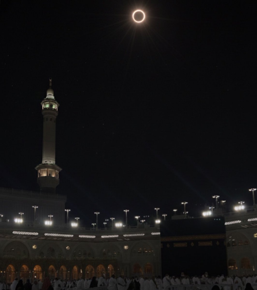 v3ilk's tweet photo. مشهد تخيلي لكسوف الشمس اللي بيصير غرب السعودية ظهر 2027/8/2 https://t.co/tzCEgtwmYW