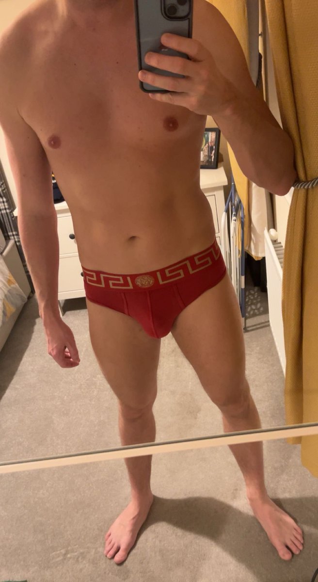GymTwunk92's tweet photo. Happy Valentines Day β₯οΈ
#gay #gym #twunk #twinktotwunk #naked #gayuk #bodyconfident #jock https://t.co/HPdo1BTzC2