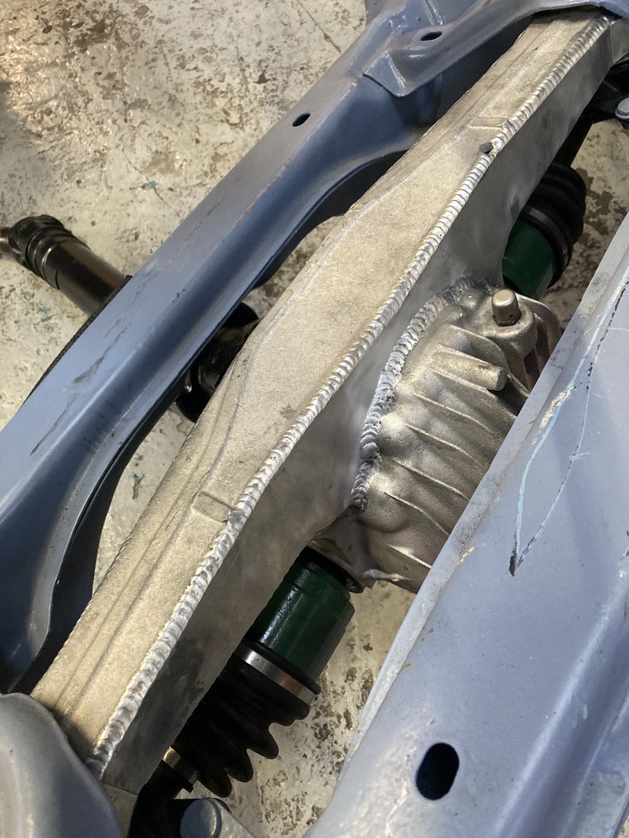 classiccarguru1's tweet photo. Nice bit of Aluminium welding on the reinforcement plates
#Tipo184 upgrade 😎 https://t.co/SqmmE6lqNn