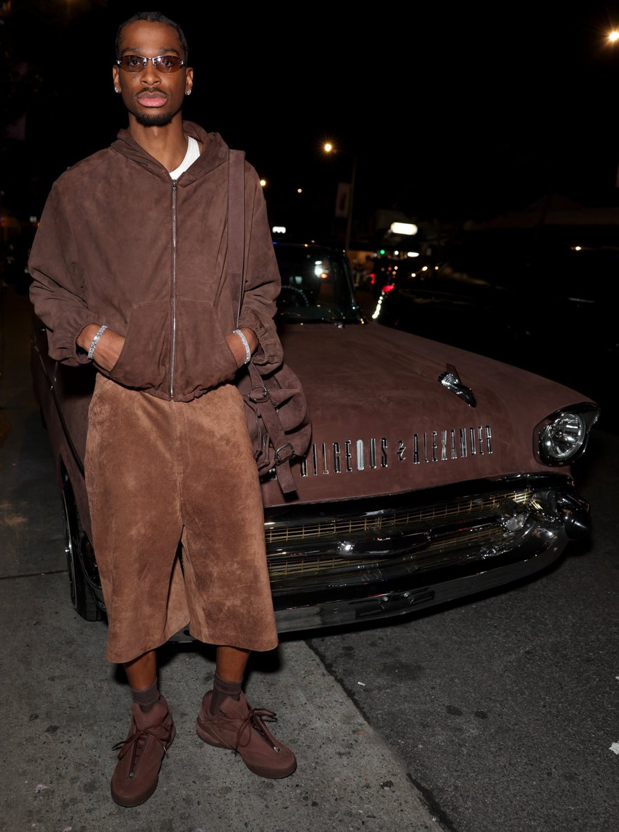 Modern Notoriety tweet media