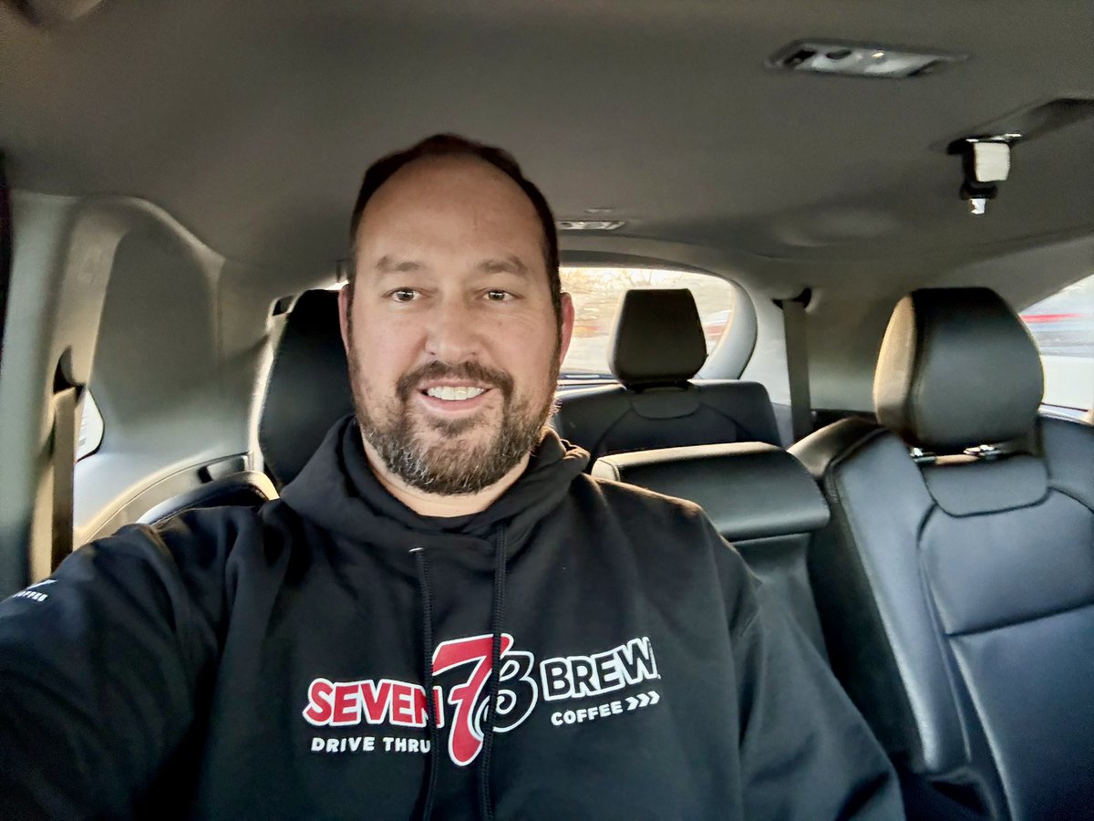 Chris Hatch tweet media