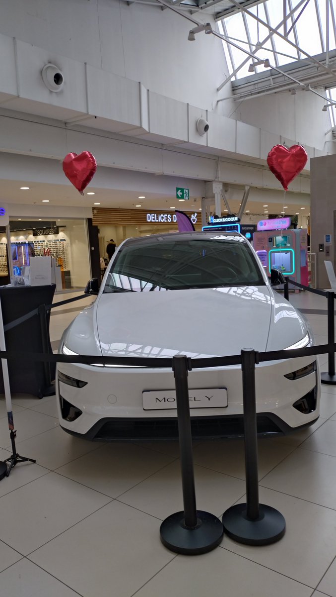 KhinM9's tweet photo. @Tesla In love again 💕 https://t.co/MCGaoNayZa