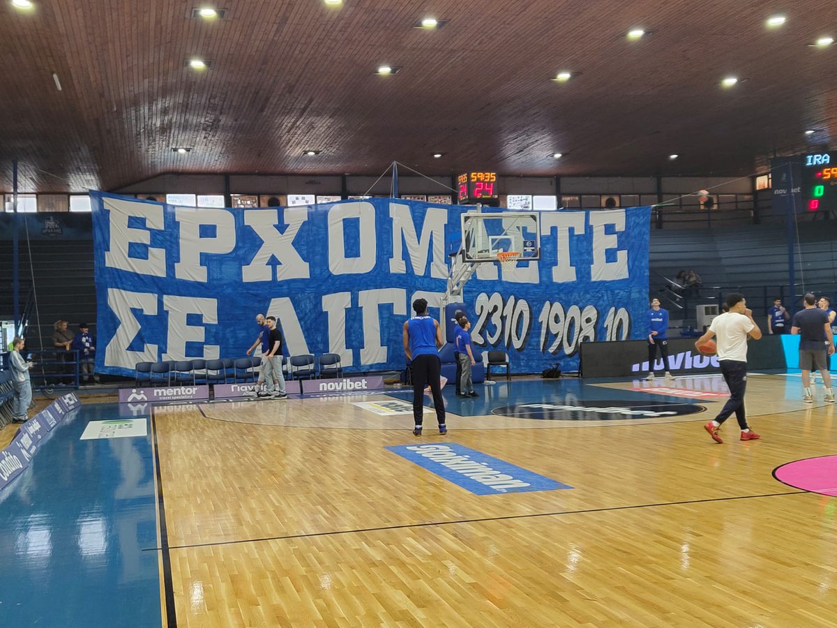 Fokara1975's tweet photo. Χωρίς την παραμικρή αμφιβολία για εμένα μπαίνει άνετα στο top3 των καλύτερων πανό που έχουν ανέβει στην χώρα μας. Θεός όποιος το σκέφτηκε... #iraklisbc #Iraklis #IRAOLY #BasketLeague https://t.co/IkJAalUujU