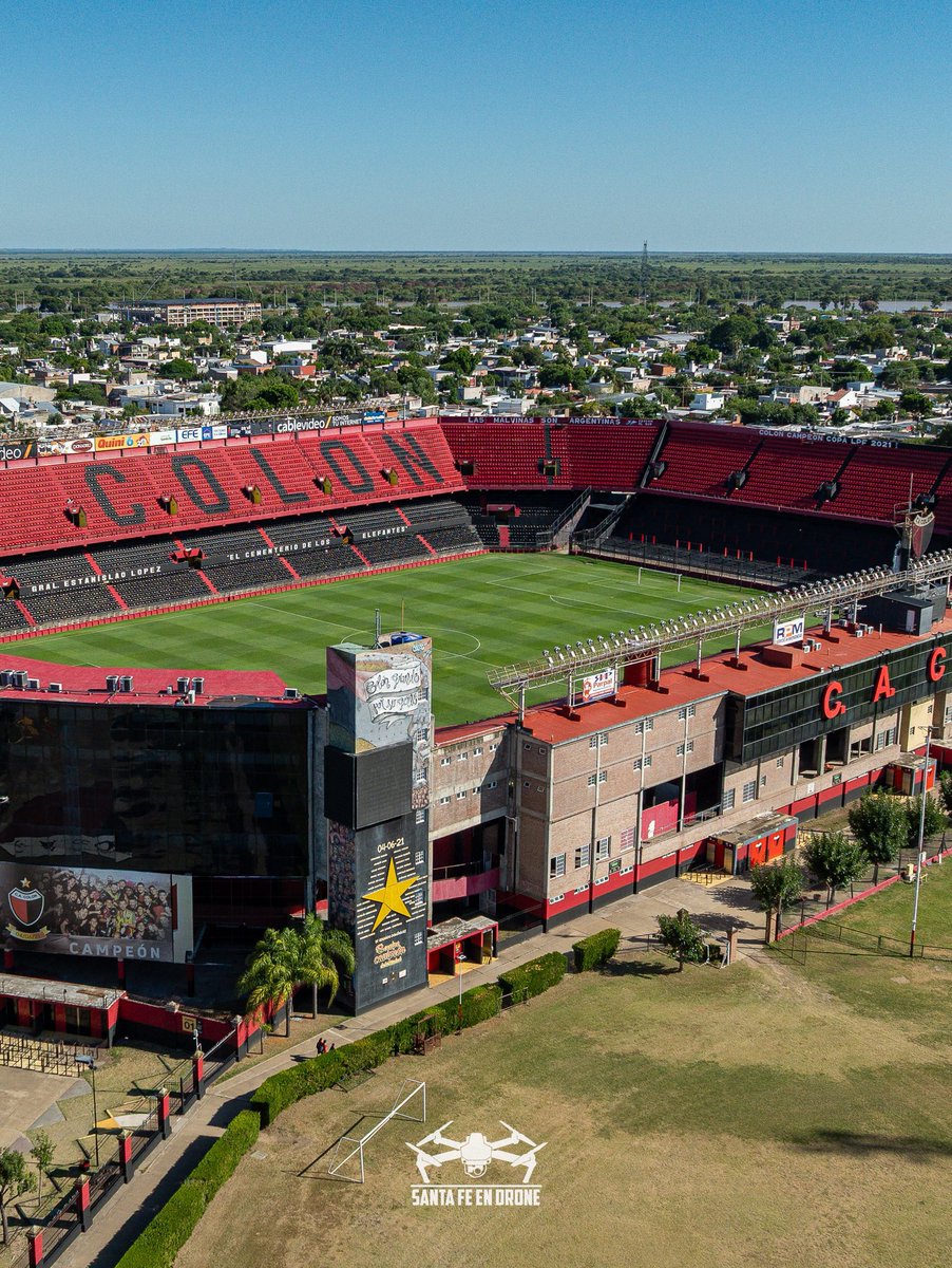 BrianWB10's tweet photo. 🚨 #Colón superó la venta de 10.000 abonos para esta temporada. Supera la cantidad de abonados que tuvo el club cuando disputó la Copa Libertadores en 2022. 

📈Supera ventas históricas estando en la Primera Nacional. https://t.co/ARTGTXqD67