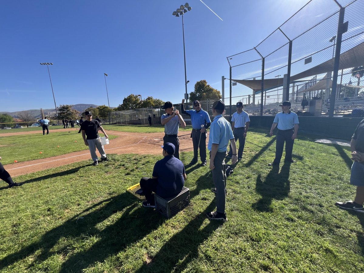 Sledgebats tweet media