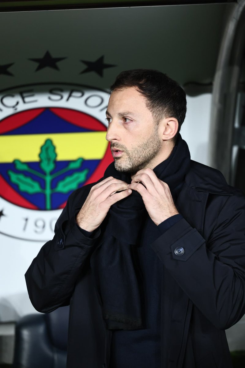 Hocam, belki sezon sonu yine olmayacak ama iyi ki gelmişsin.

DOMENICO TEDESCO