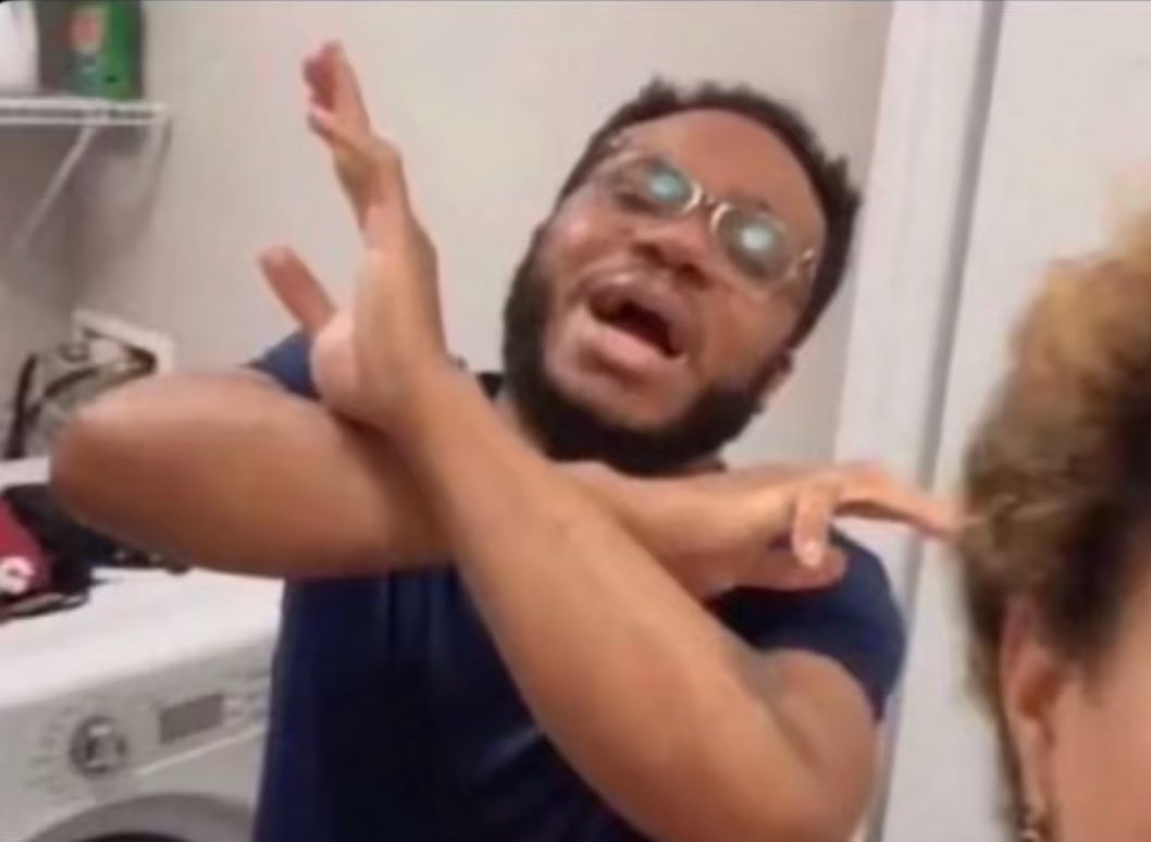 Robert_S109's tweet image. After liking ur post with zero likes,
U decided to skip mine 😤
Ah no do again 🖕