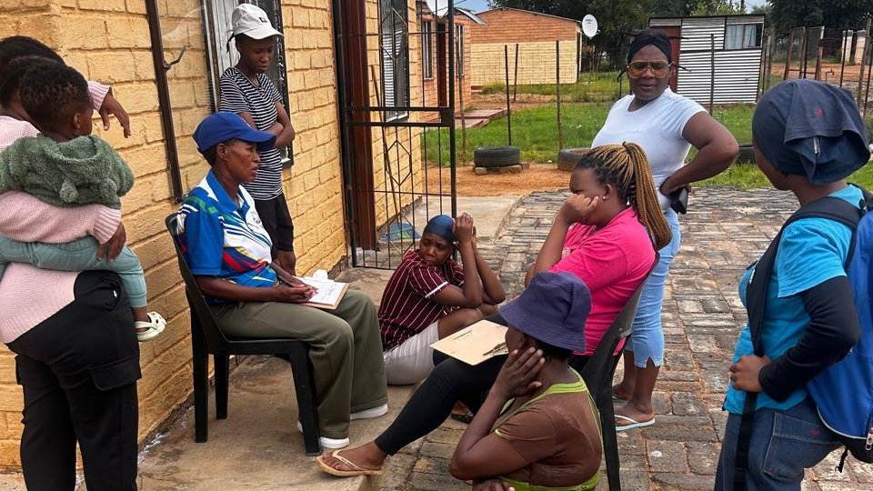 DA_NCape's tweet image. Taking change to every corner of our province☑️

From Bankhara, Ga-Segonyana, to Joe Morolong, we are meeting residents and sharing a clear plan to fix what is broken - register to vote DA and be part of the change our municipalities so desperately need. 💙🗳️
 
#RegistertoVoteDA