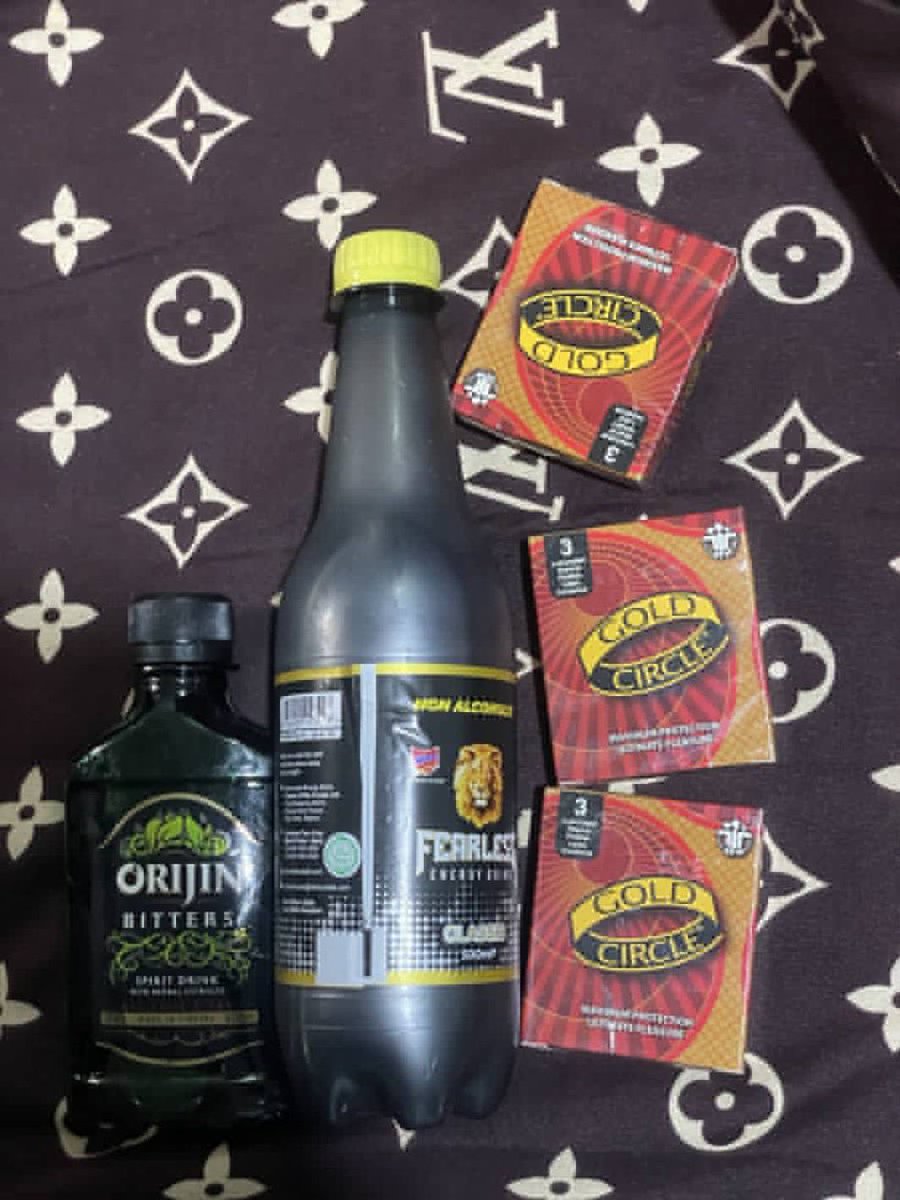 Omo 🤦🏾‍♂️💔

Chidinma Wetin u do me today I no go forgive u 😓