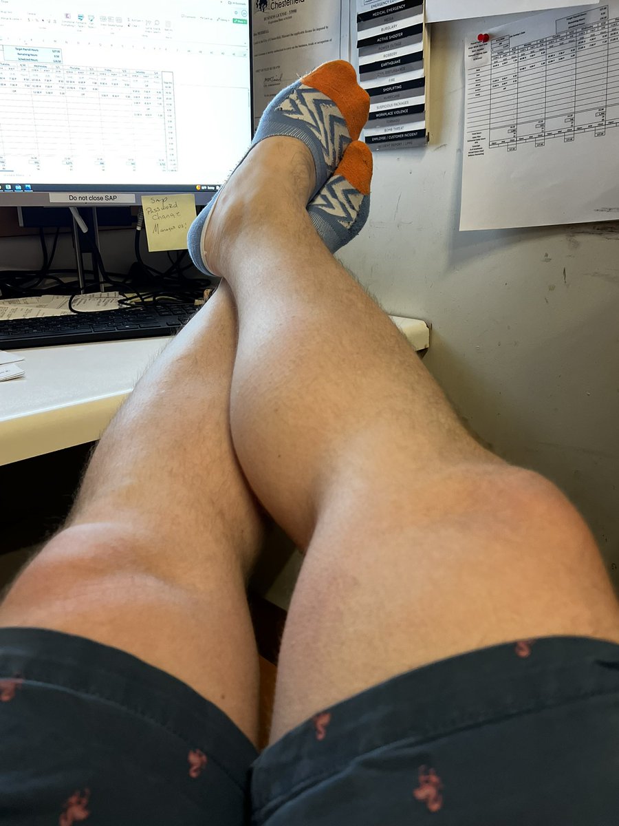 Sock Master aka the Barefoot Boss tweet media