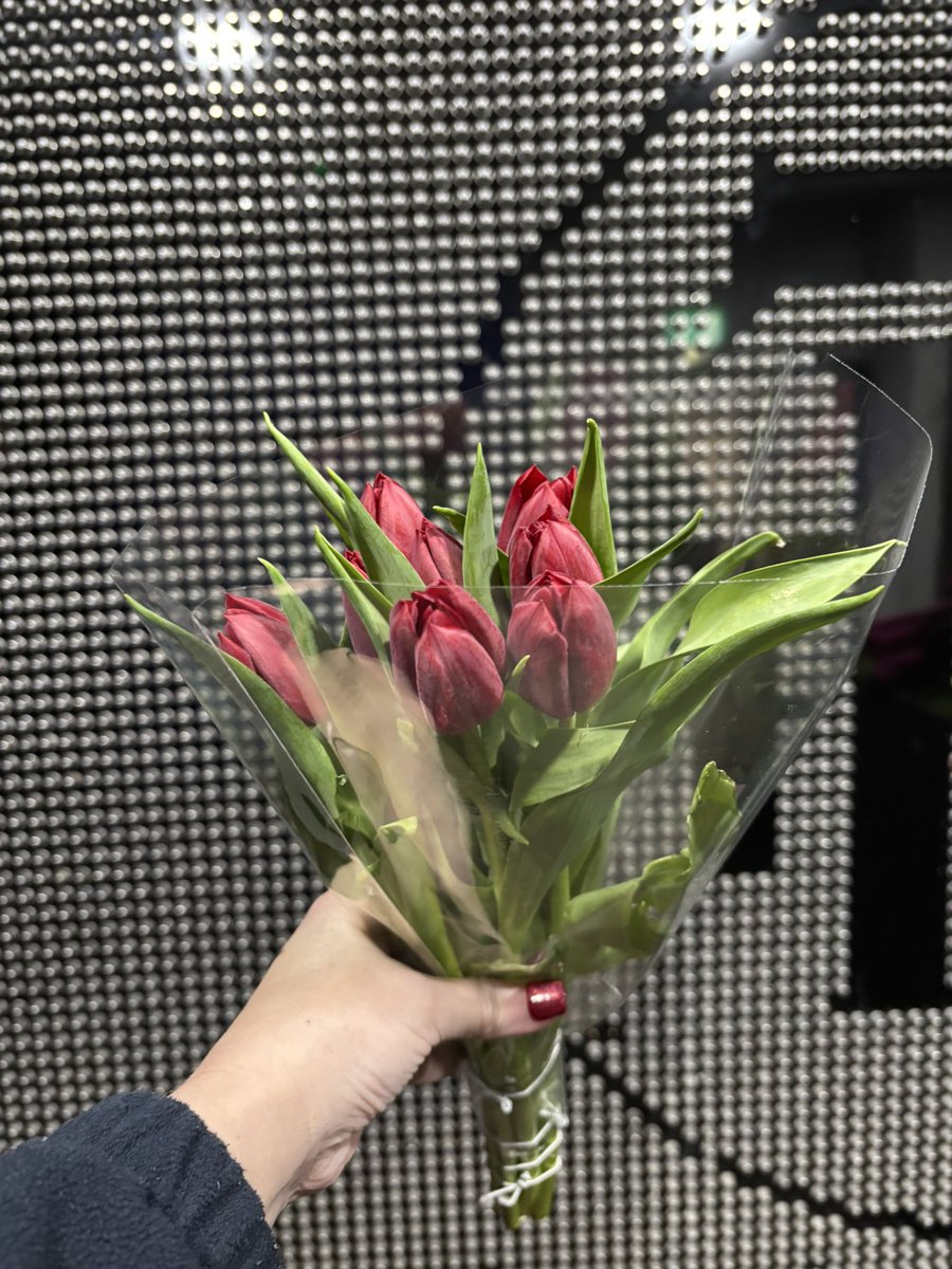 We genuinely have the nicest people (or in this case cutest little boy in the world) in our bar 🥰🤍⚽️ #VivaLaGoldLounge #TRFC