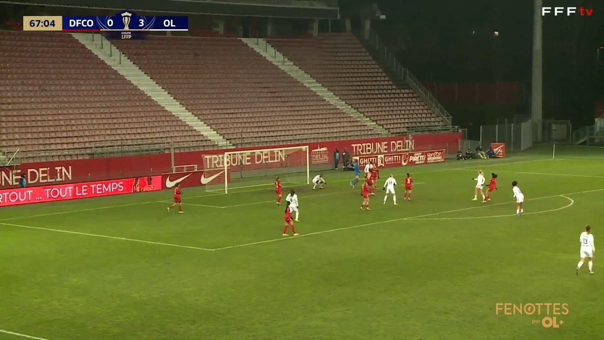 fenottes's tweet photo. #DFCO 0-3 #OL
Heaps tente depuis l'entrée de la surface, la balle fracasse la transversale.
(68ᵉ mn)
#DFCOOL #CLFFP https://t.co/XtODpw1vvQ