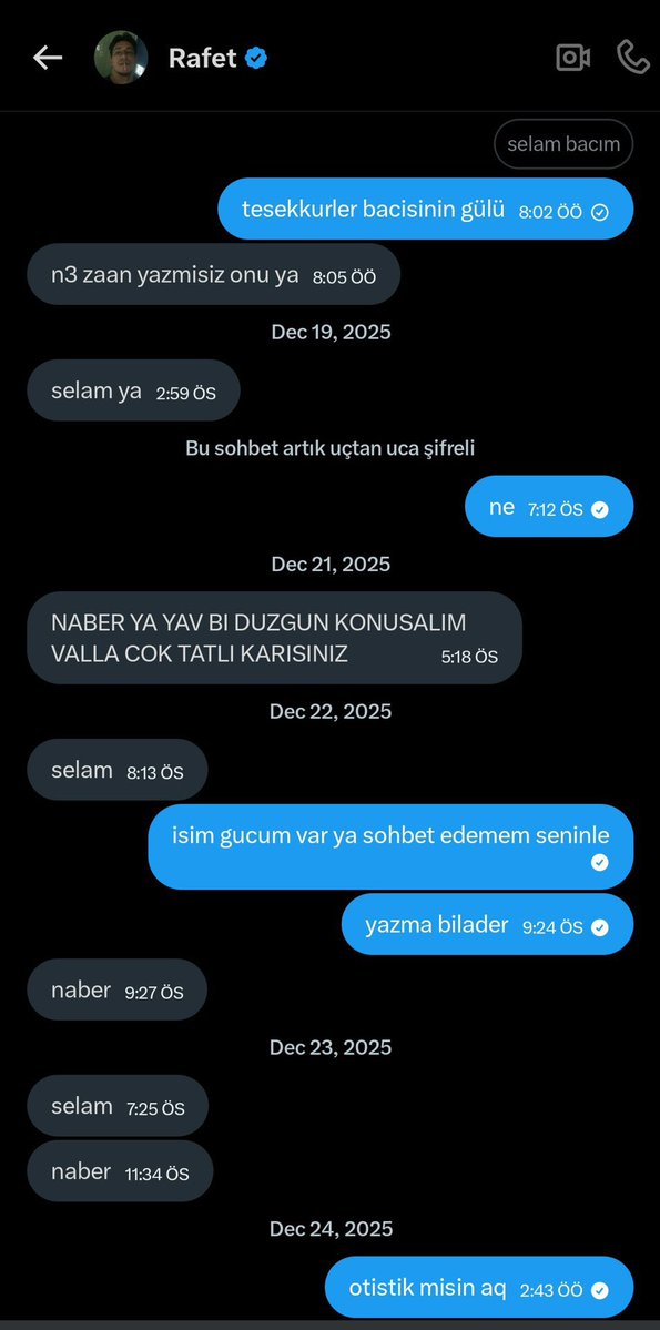 ihanetivar37's tweet image. kiz sana istemedigini soylemesine ragmen neden bu kadar israr ediyorsun rafet? kendine saygin yoksa karsindaki kadina saygi duy