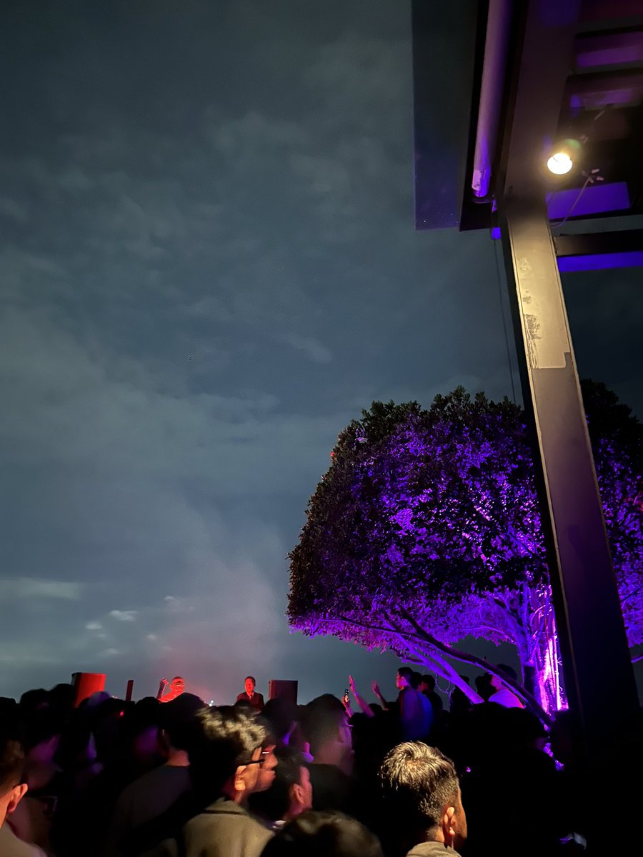 Angkelnya Abe tweet media