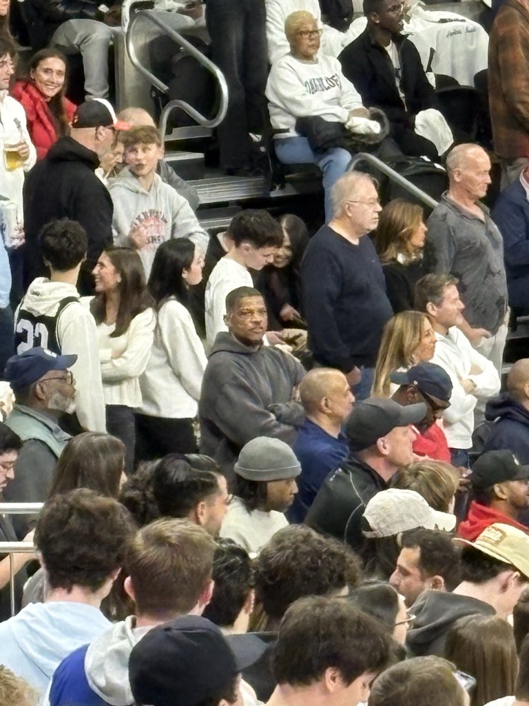 “No one knows I’m about to verbally harass 17 year old girls”